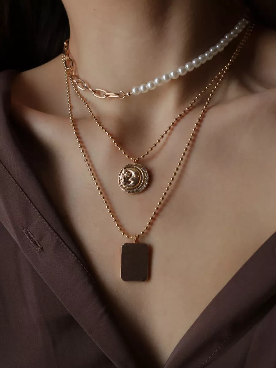 Жемчужная подвеска на шею