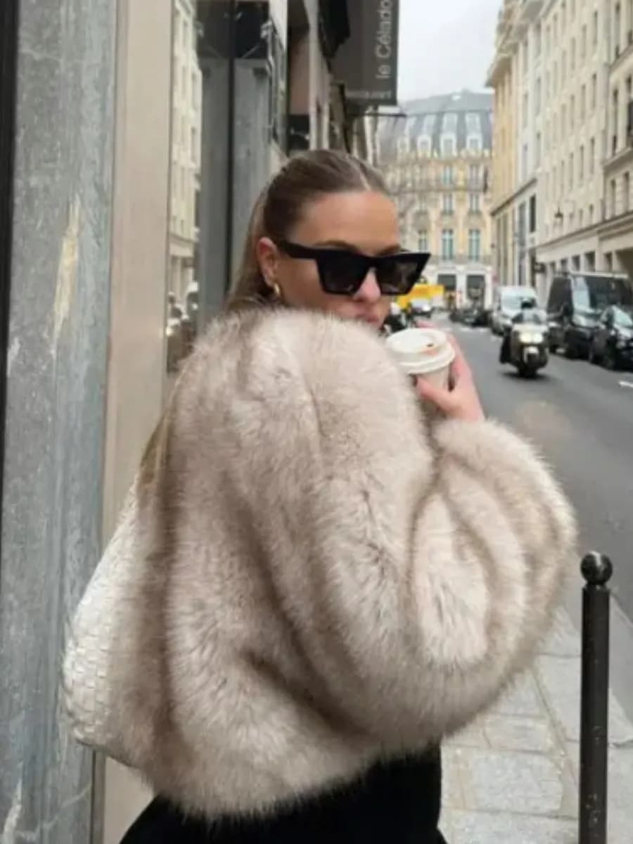 Шуба искусственная короткая экошуба зима эко