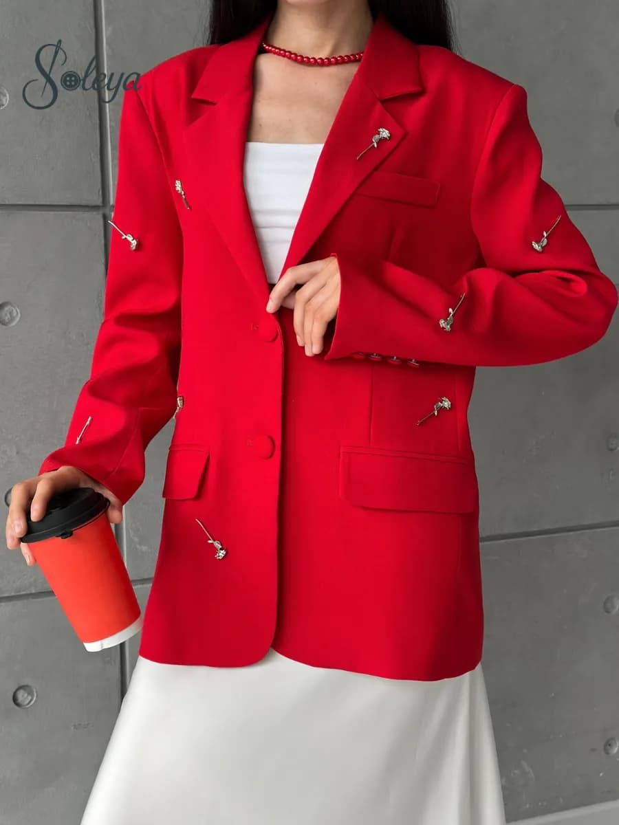 Оверсайз жакет с брошками