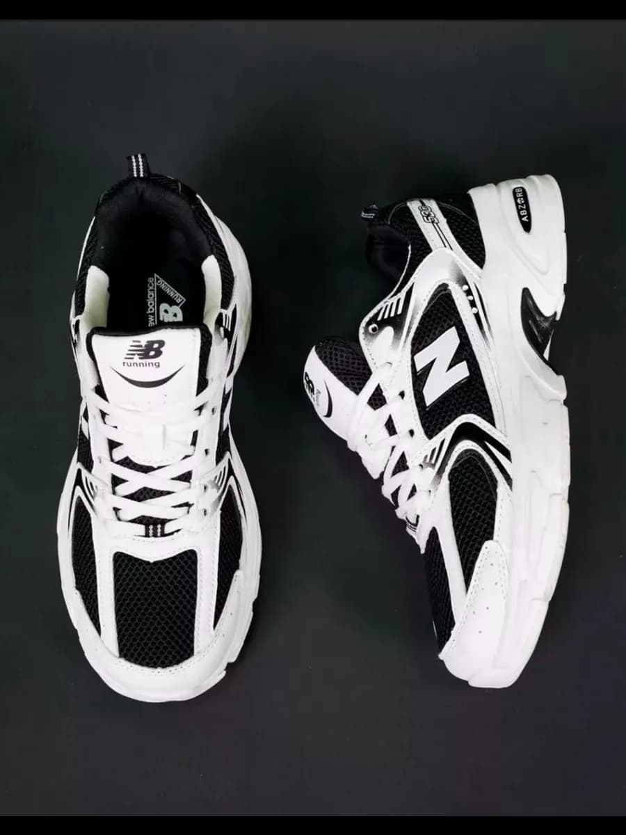 Кроссовки спортивные летние