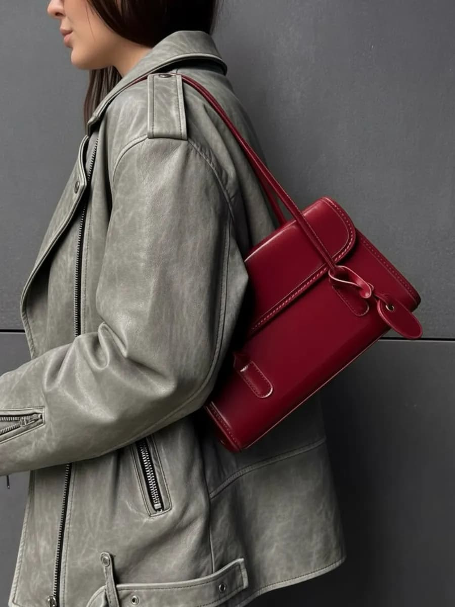 Сумка бордовая на плечо