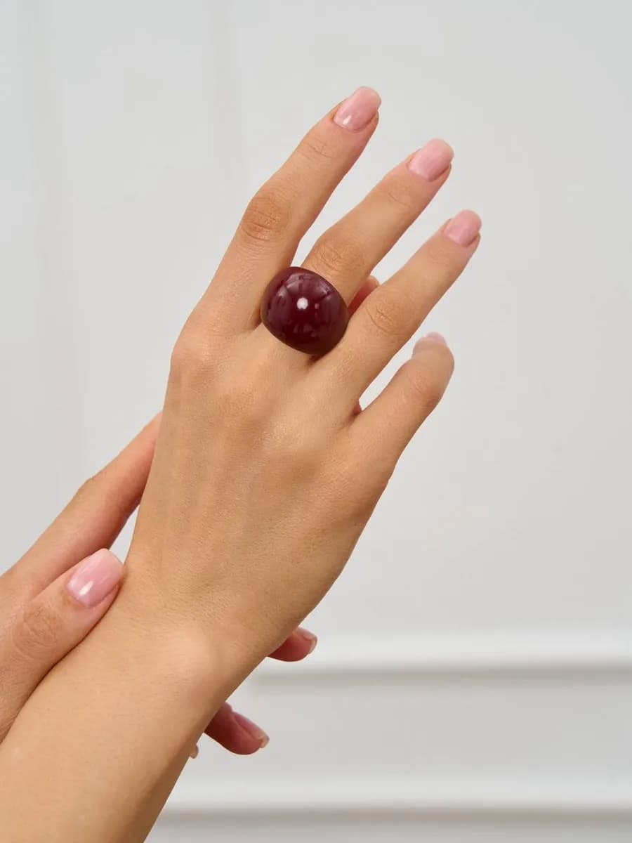 Кольцо объемное пластиковое Винное