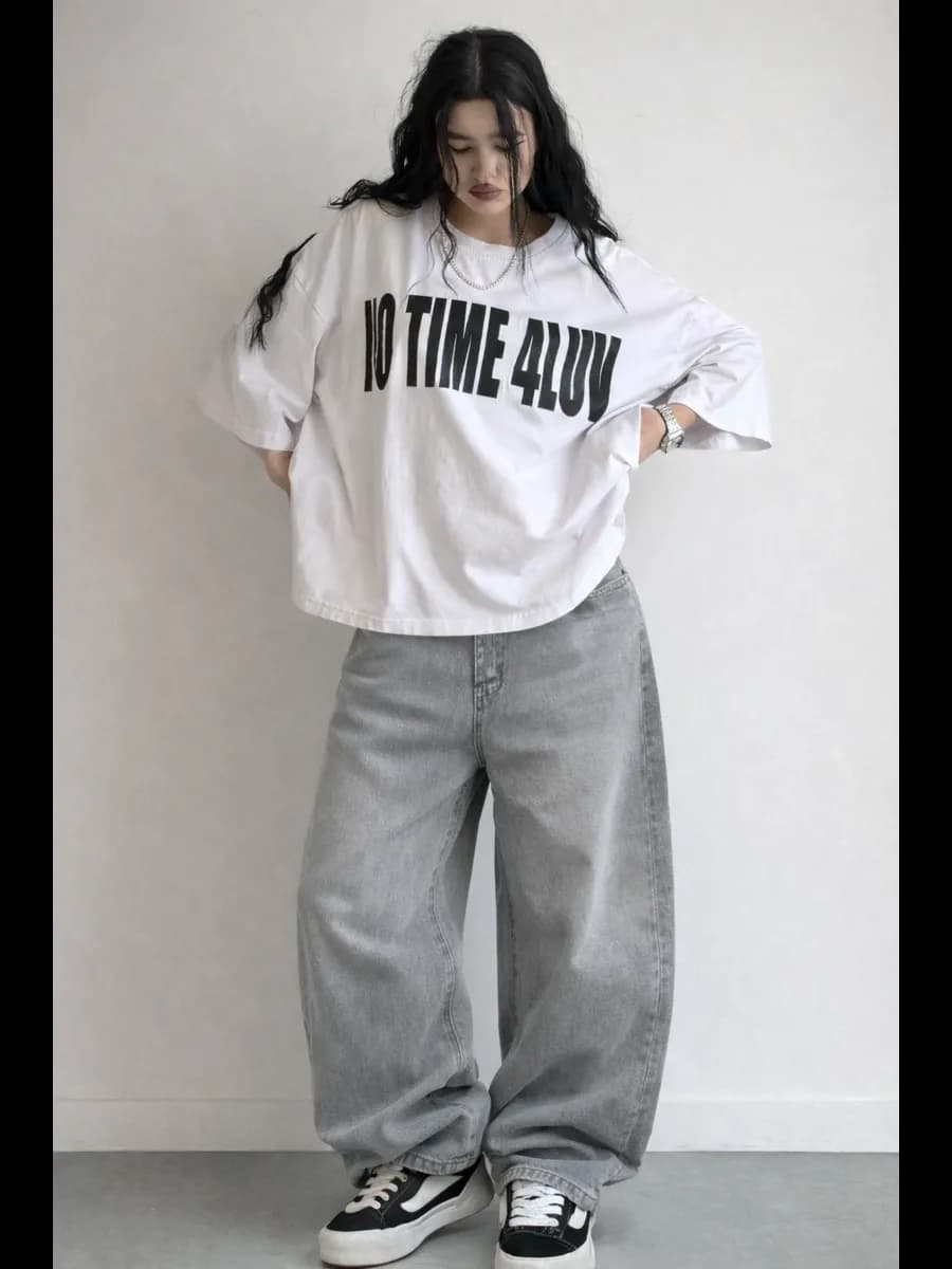 Широкие джинсы багги