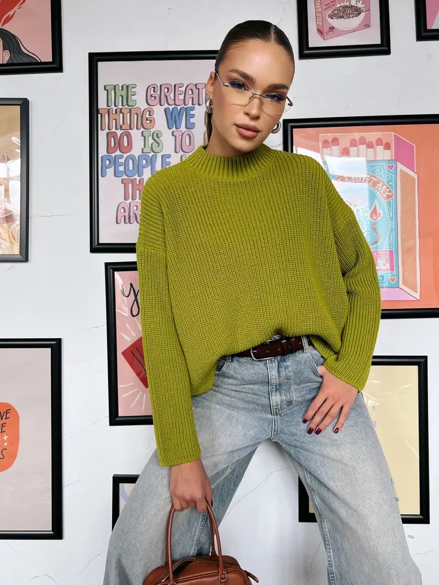 Свитер женский вязаный оверсайз