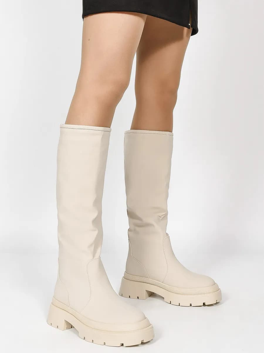 Ботфорты на устойчивом каблуке сапоги