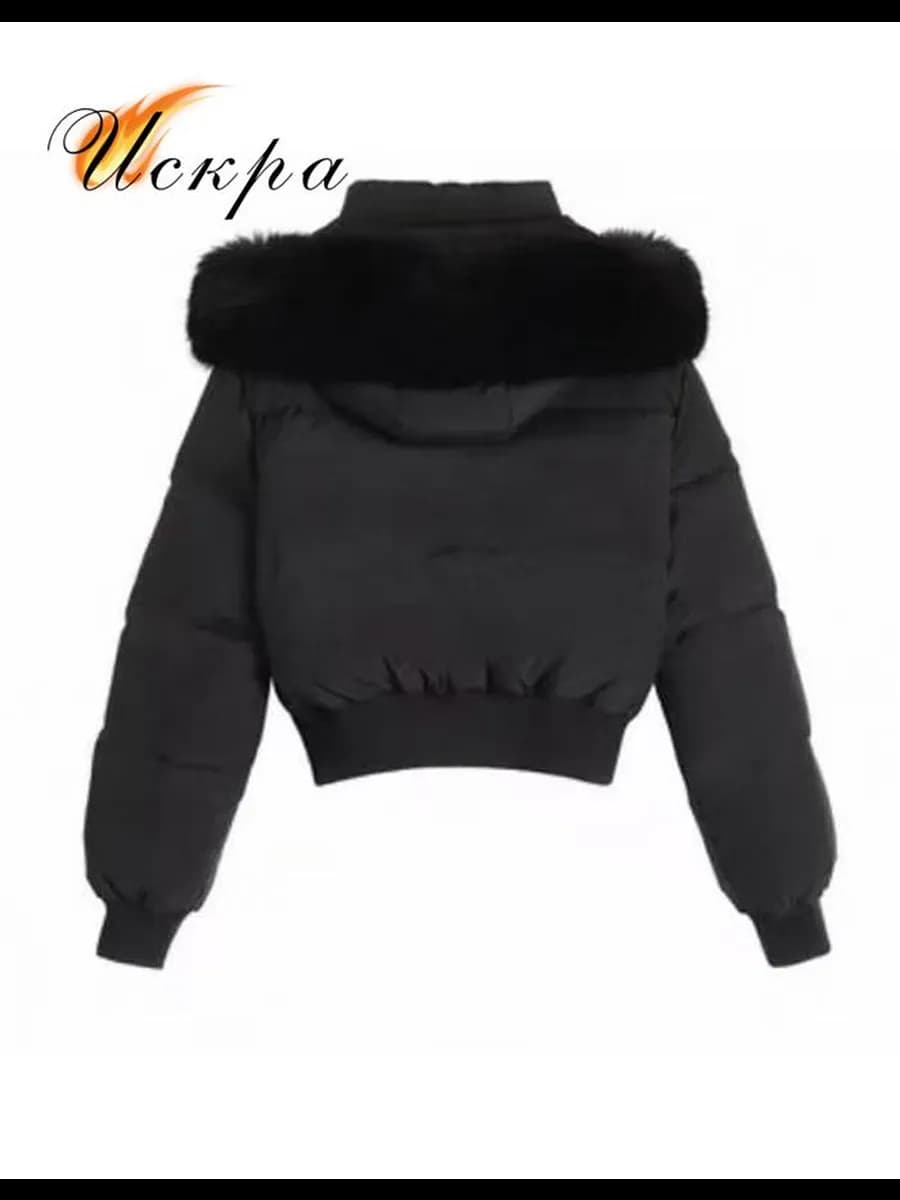 Хлопчатобумажная куртка с капюшоном и меховым воротником