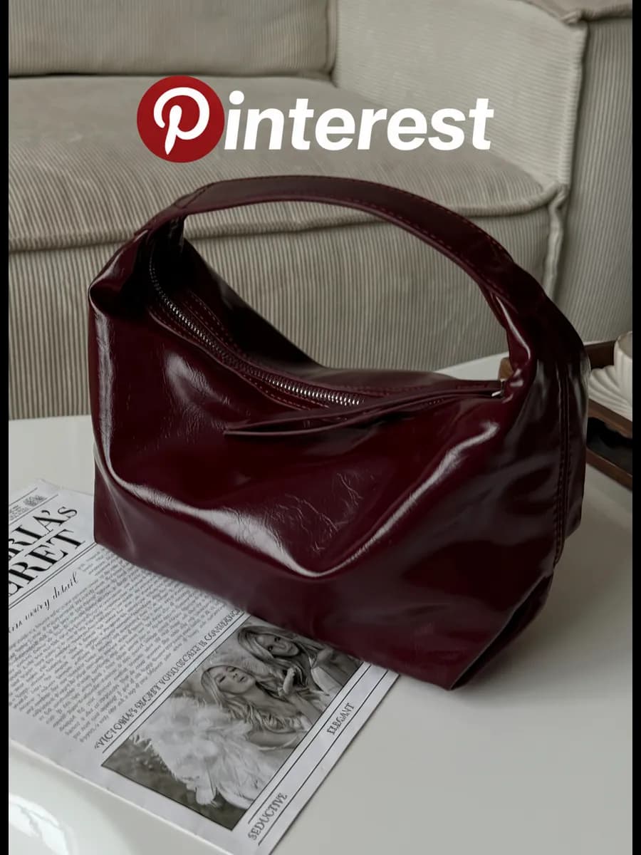 Бордовая сумка багет лаковая