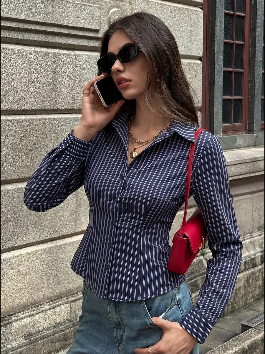 Рубашка приталенная в полоску