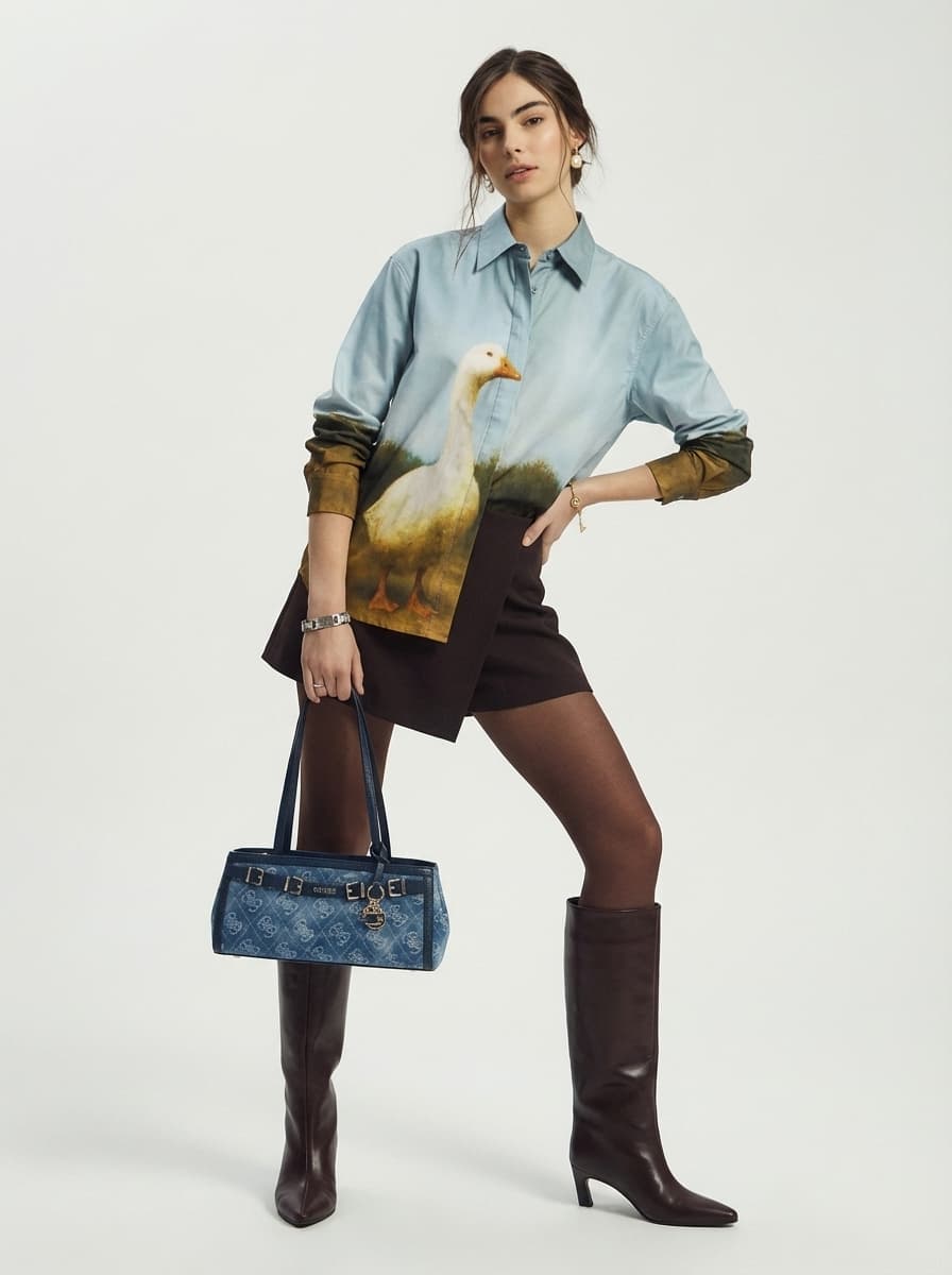 Стильный образ с принтом гуся и джинсовой сумкой Guess — Casual | Во! стиле