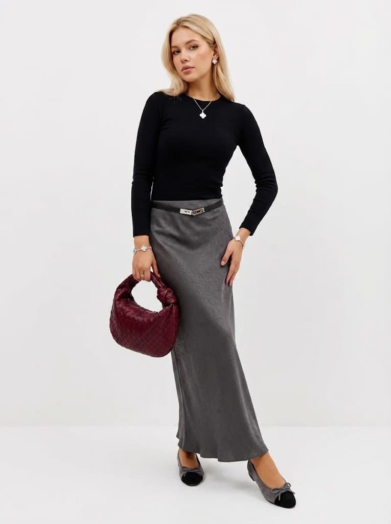 Элегантный образ с кашемировым пончо и атласной юбкой — Романтик | Во! стиле