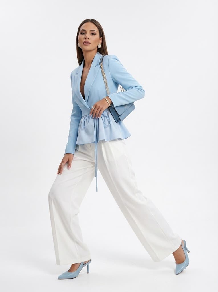 Нежный деловой образ с голубым пиджаком и палаццо — Деловой | Во! стиле